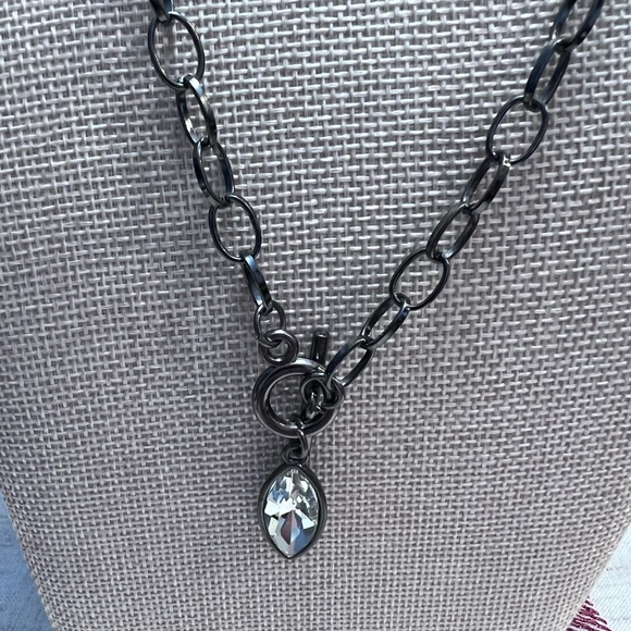 Jewelry - Gunmetal Short Necklace
